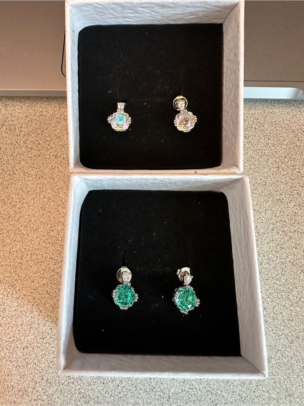 2 Pairs Crystal Drop Earrings Aurora & Emerald Green Silver Tone‎